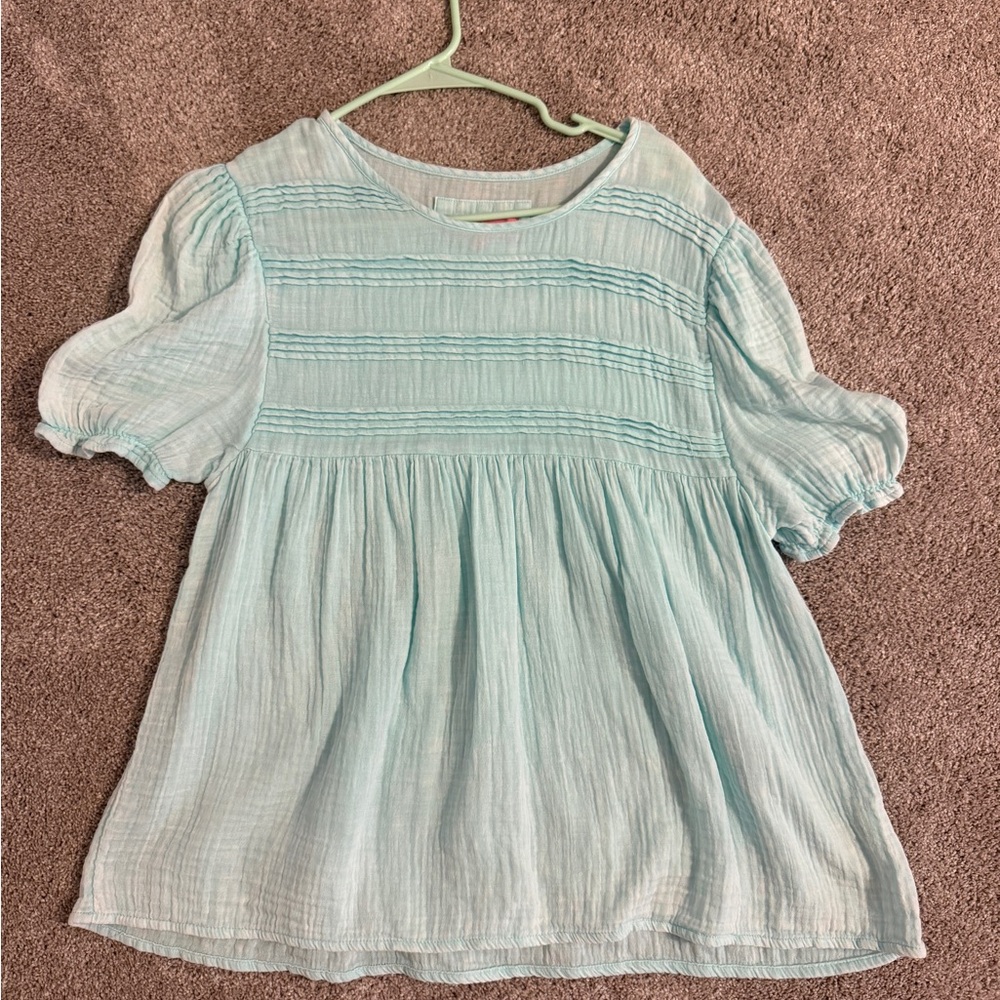 Women’s Dressy Top
